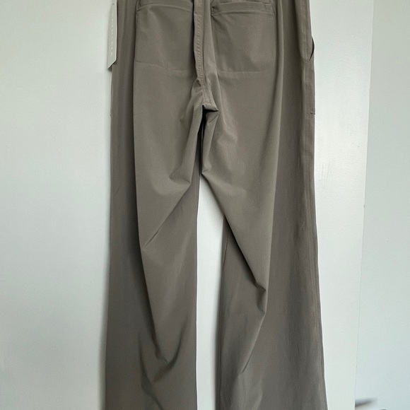 Athleta Chelsea Cargo Wide Leg Pant gray. Size 2. NWT - Picture 5 of 8